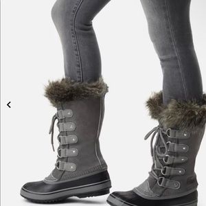 Sorel Joan of Arctic Grey Boots
